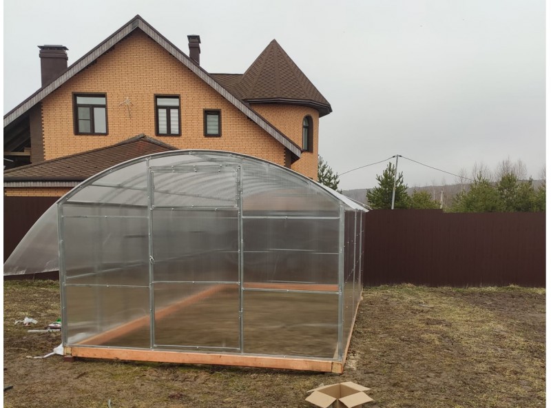 Теплица прямостенная Лебедушка 2.5м